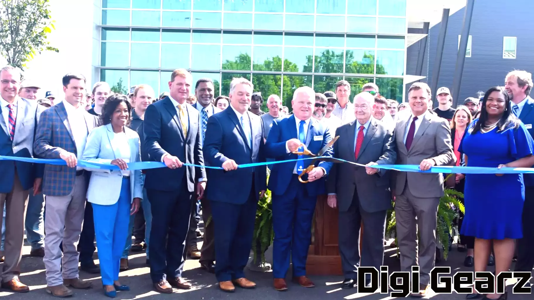 Calhoun Community College Unveils Expanded Advanced Technology Center