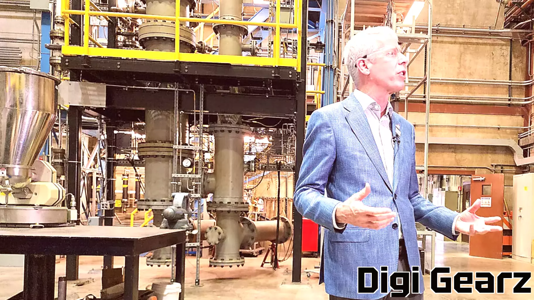 U.S. Energy Secretary Chris Wright Tours National Energy Technology Laboratory